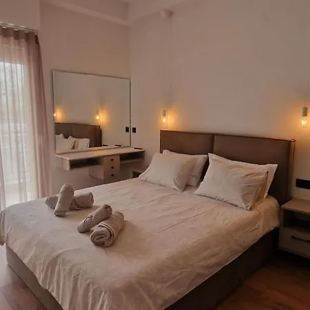 Flat 99 Premium Urban Retreat Center