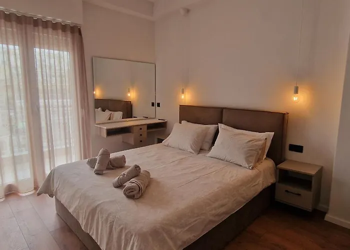 Flat 99 Premium Urban Retreat Center