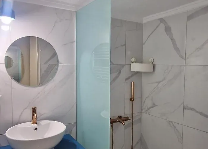 Апартаменты Flat 99 Premium Urban Retreat Center Салоники