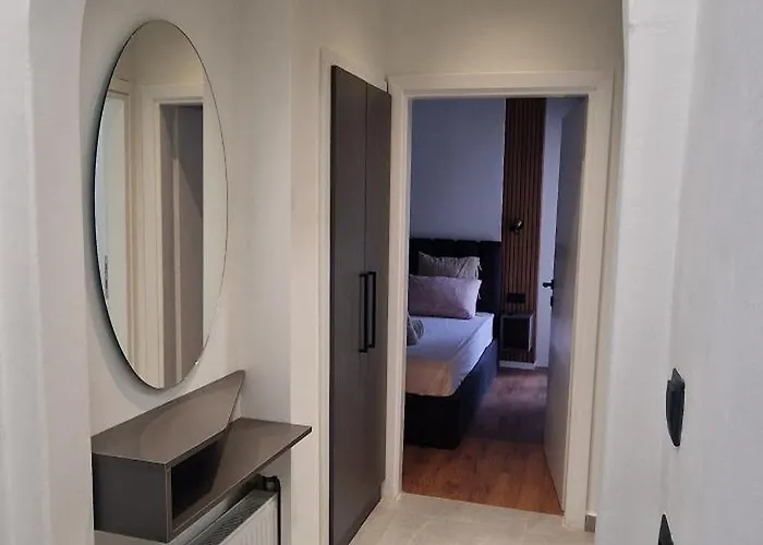 Апартаменты Flat 99 Premium Urban Retreat Center