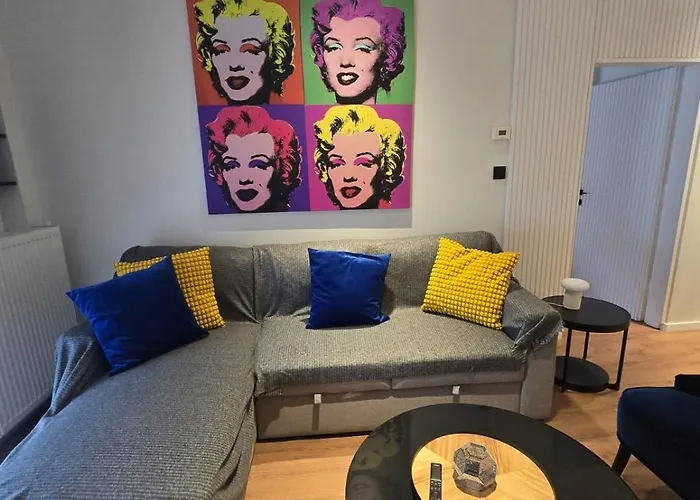 Flat 99 Premium Urban Retreat Center Апартаменты